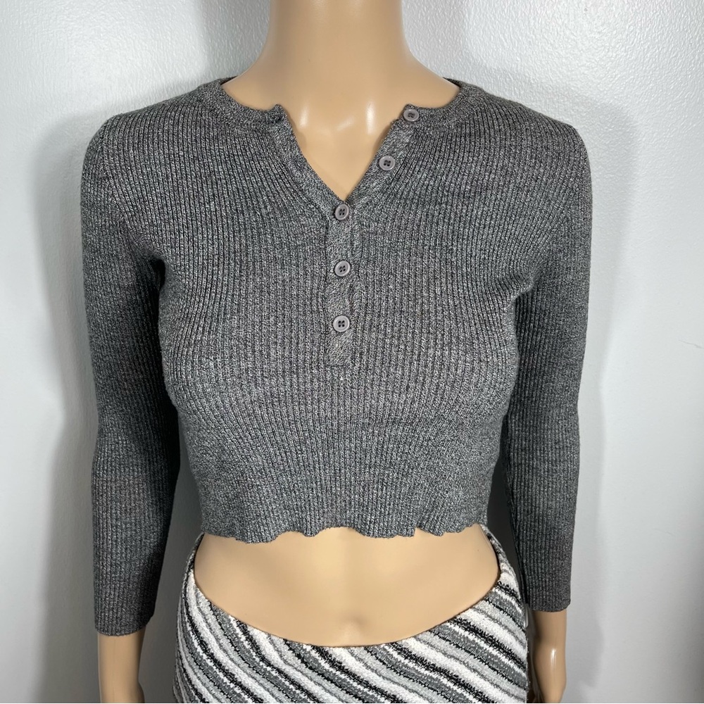 Gray Ribbed Button-Up Crop Top